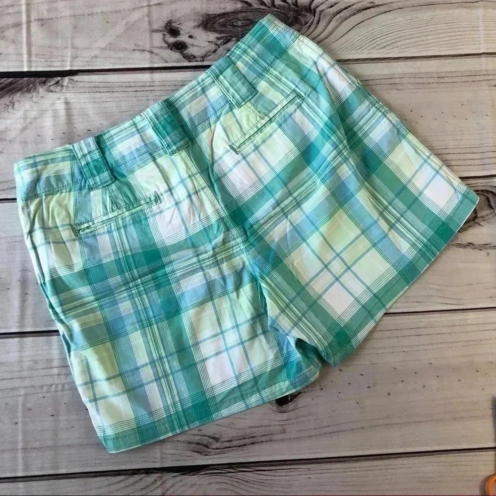 St. John's Bay Plaid Shorts Women 10P Green Teal Petite Stretch Casual Summer - Picture 2 of 13